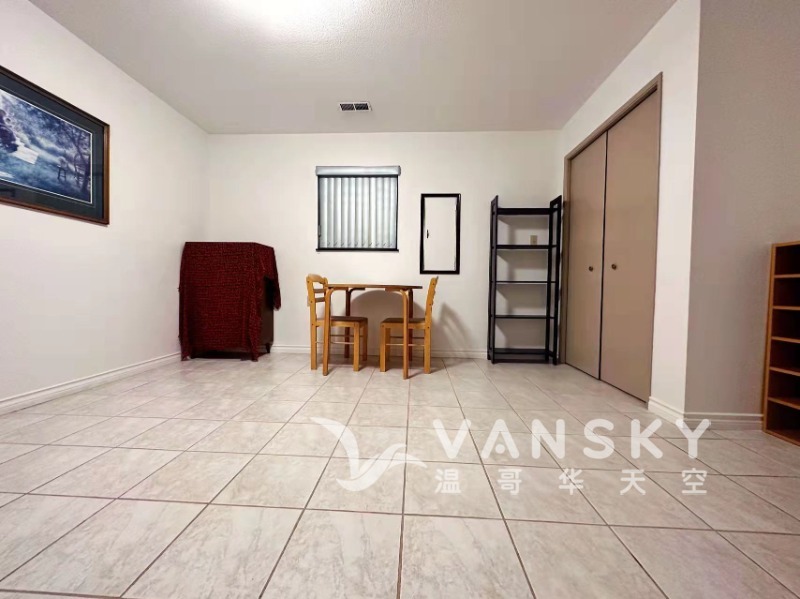 250330135853_Office room 1.jpg